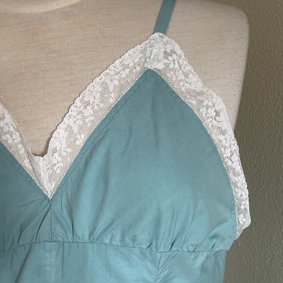 Vintage Handmade Blue Slip With White Lace - Picture 4 of 12